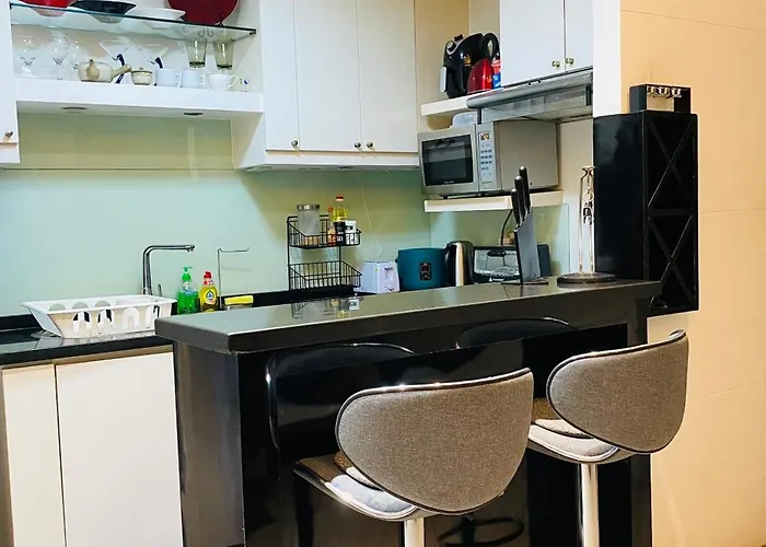 Beautiful And Spacious 2 Real Bedrooms 2 Bathrooms In Bgc Global * Manila