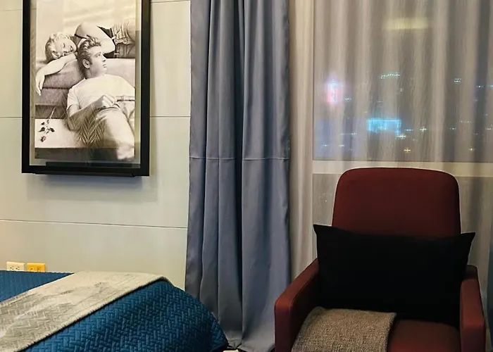 Apartment Beautiful And Spacious 2 Real Bedrooms 2 Bathrooms In Bgc Global Manila